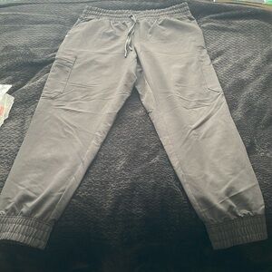 Black jaanuu scrub bottoms